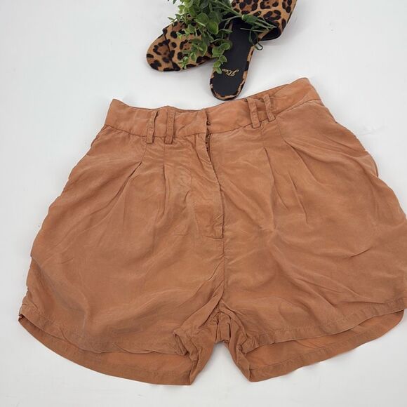 Anthropologie Sancia High-Rise Pleated Paper Bag Bermuda Shorts Apricot Small - Picture 1 of 11